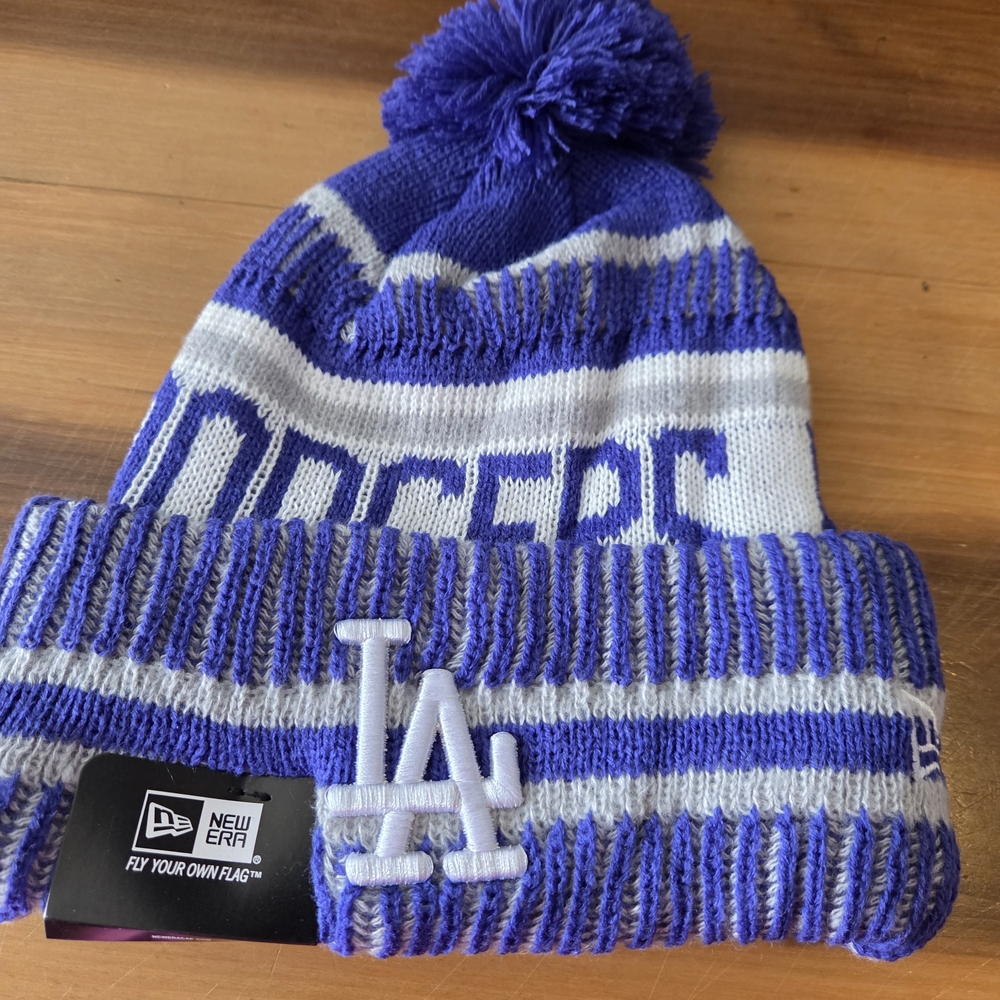 New Era Los Angeles Dodgers Blue & White Beanie
